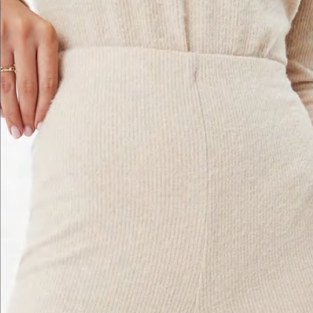 Flare pants - Picture 3 of 5